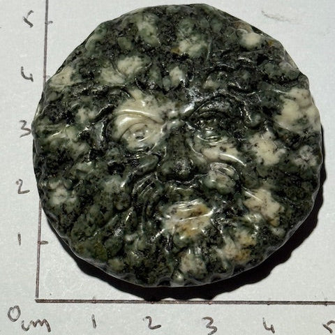 Homme vert en Pierre bleue des monts Preseli