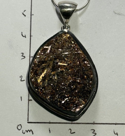 Pendentif  Astrophyllite (Russie) (Monture Argent)