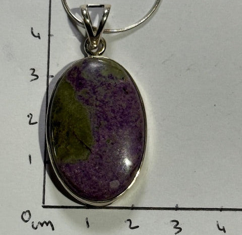 Pendentif Stichtite avec Serpentine (Monture Argent)
