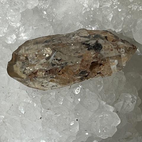 Quartz Lémurien Tangérine avec inclusions d'Anthraxonite