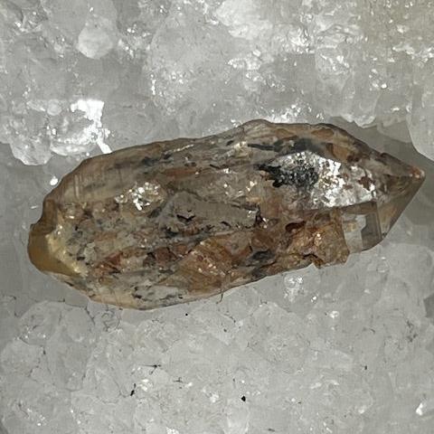 Quartz Lémurien Tangérine avec inclusions d'Anthraxonite