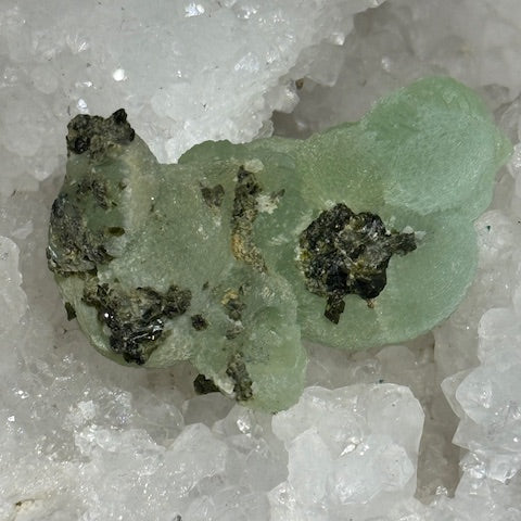Préhnite sur Epidote