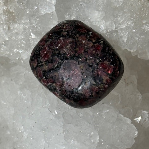 Eudialyte (Russie)