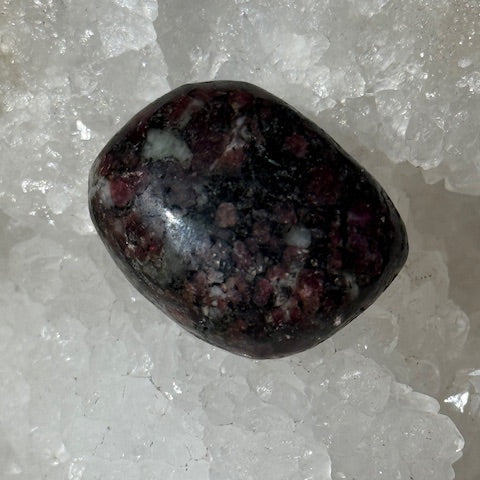 Eudialyte (Russie)