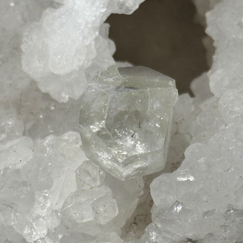 Apophyllite oasis de cristal