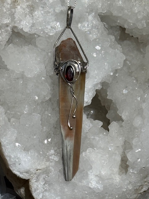 Rooster Tail Quartz (Amphibole)
