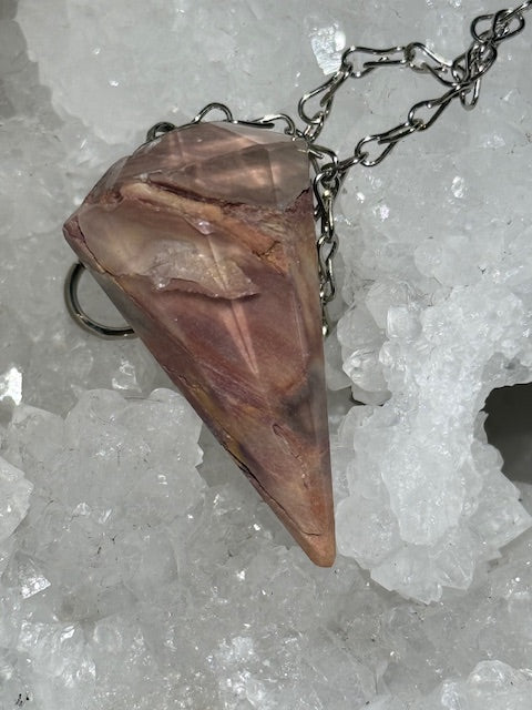 Pendule Quartz Queue de Coq (Amphibole)