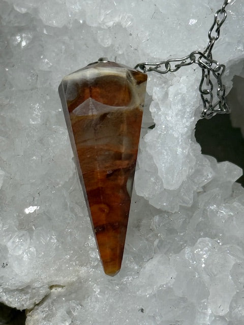 Pendule Quartz Queue de Coq (Amphibole)