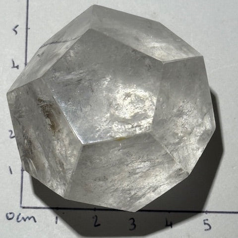 Dodécaèdre en Quartz Lémurien