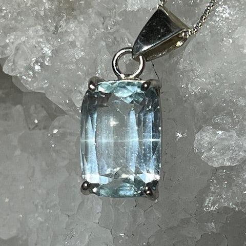 Blue Beryl Pendant Grade A Silver mount