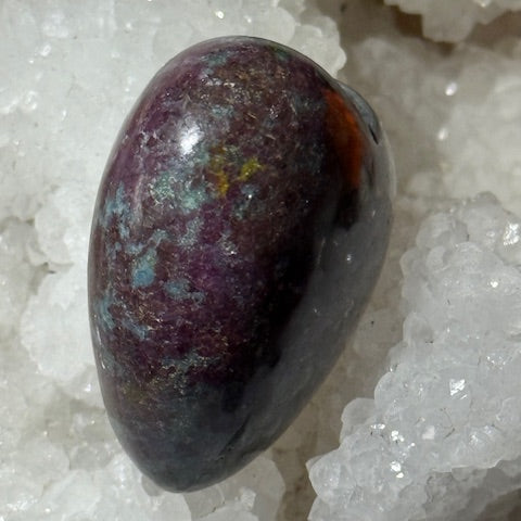 Coeur Rubis sur Cyanite