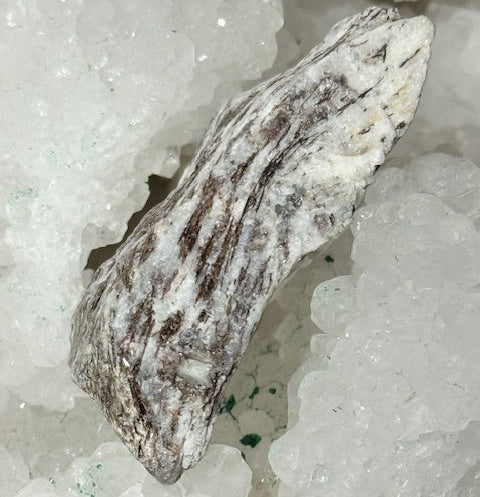 Astrophyllite oasis de cristal 