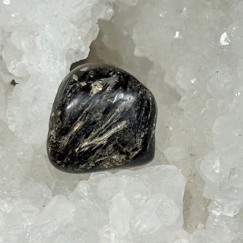 Astrophyllite oasis de cristal 