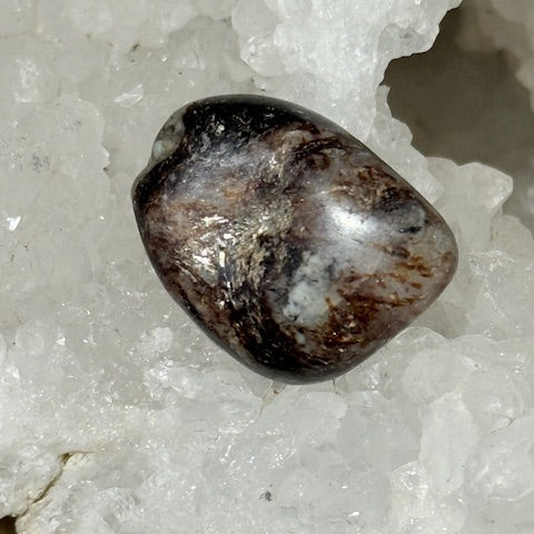 Astrophyllite oasis de cristal 