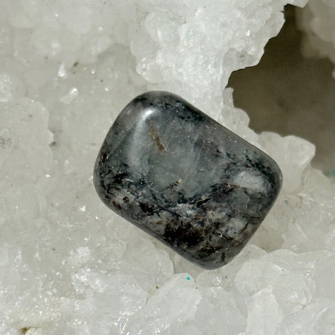 Astrophyllite oasis de cristal 