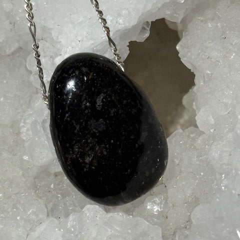 Nuummite Bracelet
