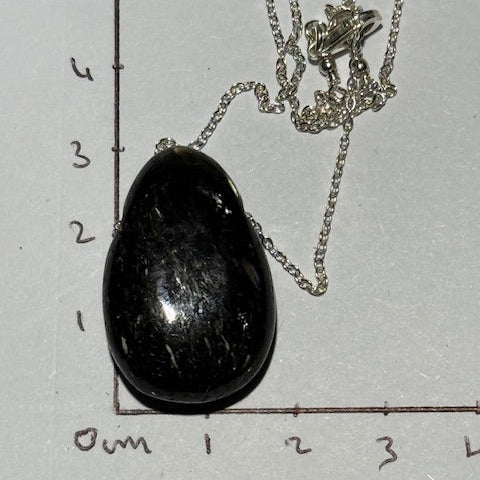 Pendentif Nuummite
