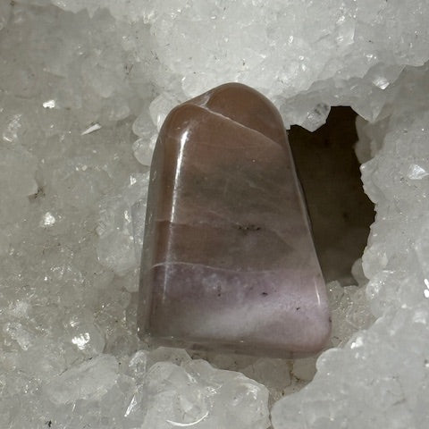 HACKMANITE (Sodalite Rouge)