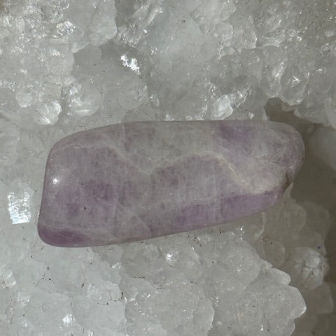 Kunzite oasis de cristal