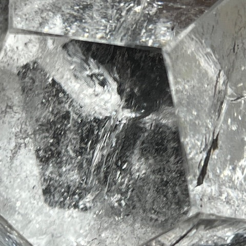 Dodécaèdre en Quartz Lémurien