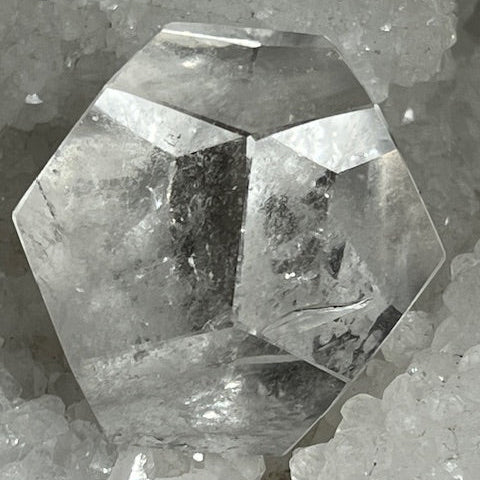 Dodécaèdre en Quartz Lémurien