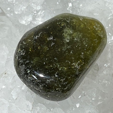 Grenat vert ( Tsavorite)