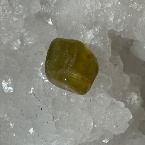 Héliodore (Béryl Doré) oasis de cristal