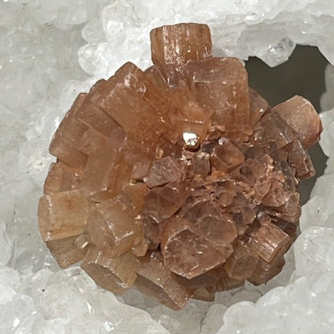 Aragonite Spoutnik