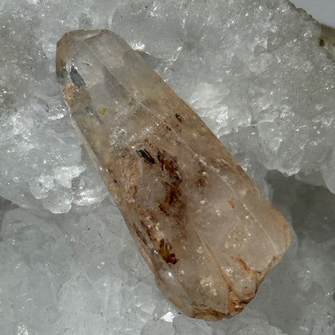 Quartz Doré Enhydro (Quartz de pétrole)