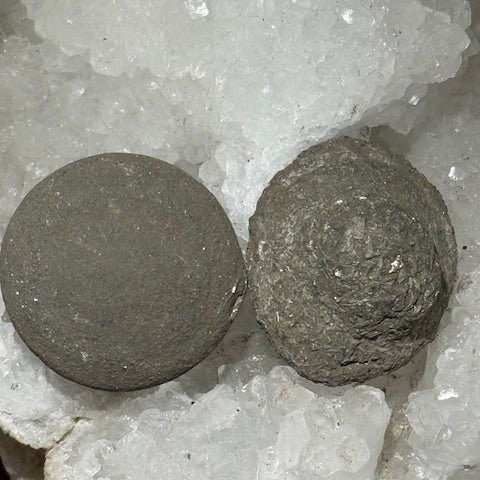 Pinas (Isis & Osiris) Très Rares