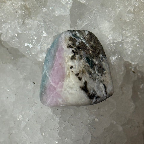 HACKMANITE (Sodalite Rouge)