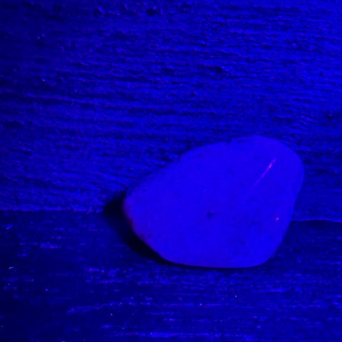 HACKMANITE (Sodalite Rouge)