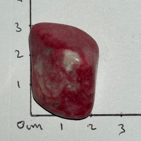 Thulite  oasis de cristal