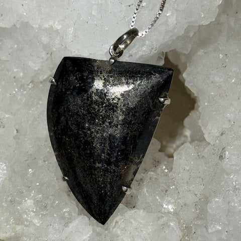 Pendentif Or du Guérisseur (Monture Argent )
