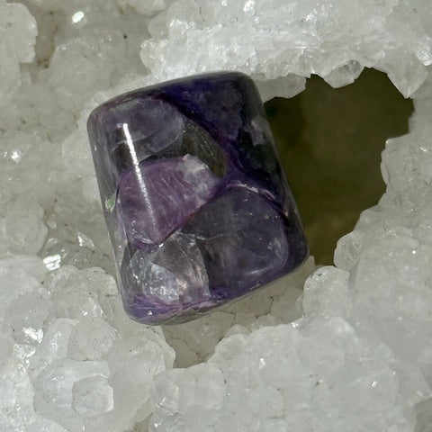 Charoïte oasis de cristal 