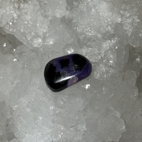 Charoïte oasis de cristal 