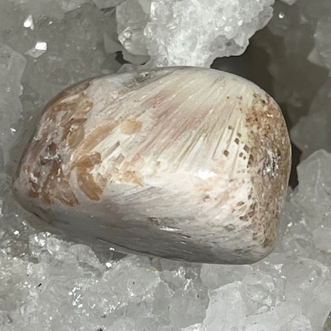 Scolécite avec Stilbite Oasis de Cristal
