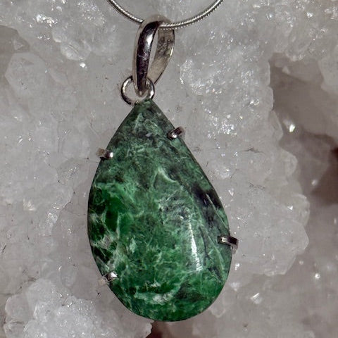 Pendentif Maw Sit Sit