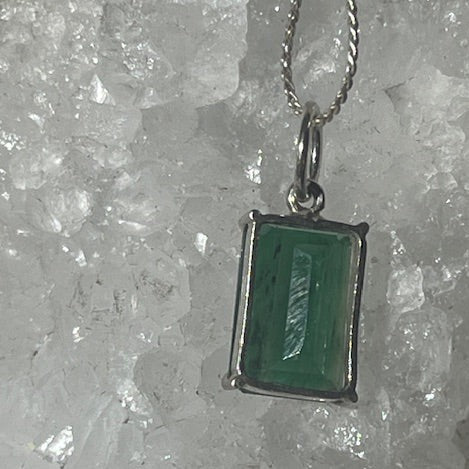 Pendentif Émeraude Véritable