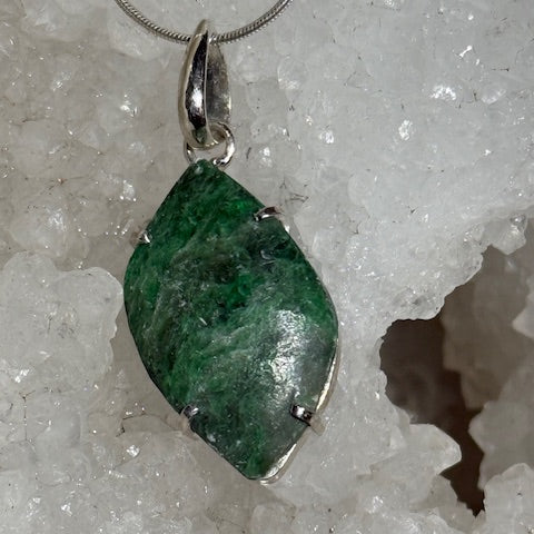 Pendentif Maw Sit Sit