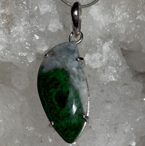 Pendentif Maw Sit Sit