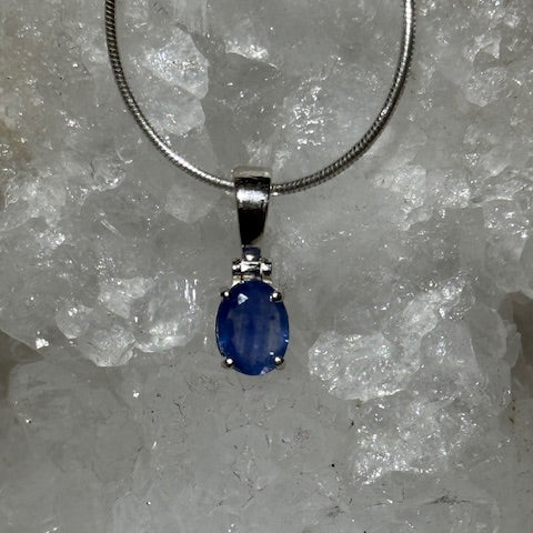 Pendentif Saphir bleu 