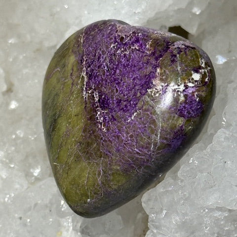 Coeur Stichtite avec Serpentine