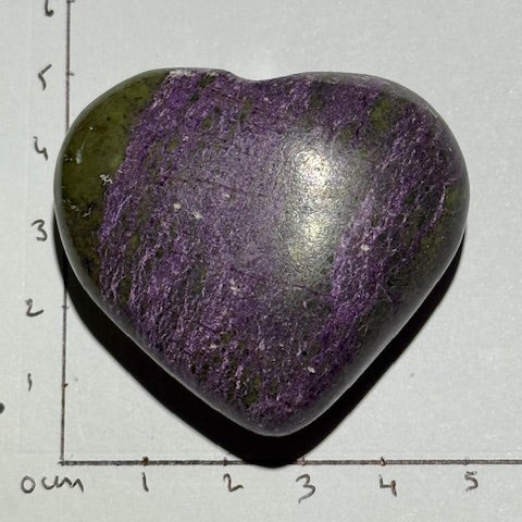 Coeur Stichtite avec Serpentine