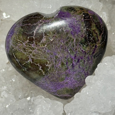 Coeur Stichtite avec Serpentine