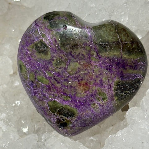 Stichtite with Serpentine Heart