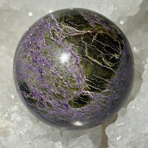 Sphère Stichtite avec Serpentine