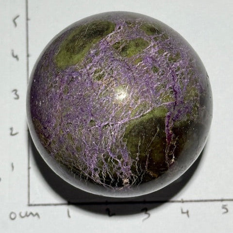 Sphère Stichtite avec Serpentine