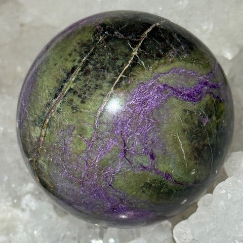 Sphère Stichtite avec Serpentine