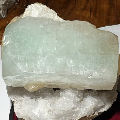 Apophyllite  verte avec Stilbite Spécimen